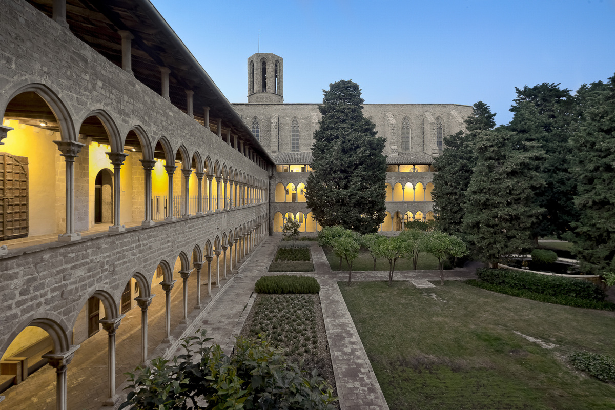L’Hora Màgica al Monestir de Pedralbes: una experiència de calma i bellesa en les tardes d’estiu a Barcelona